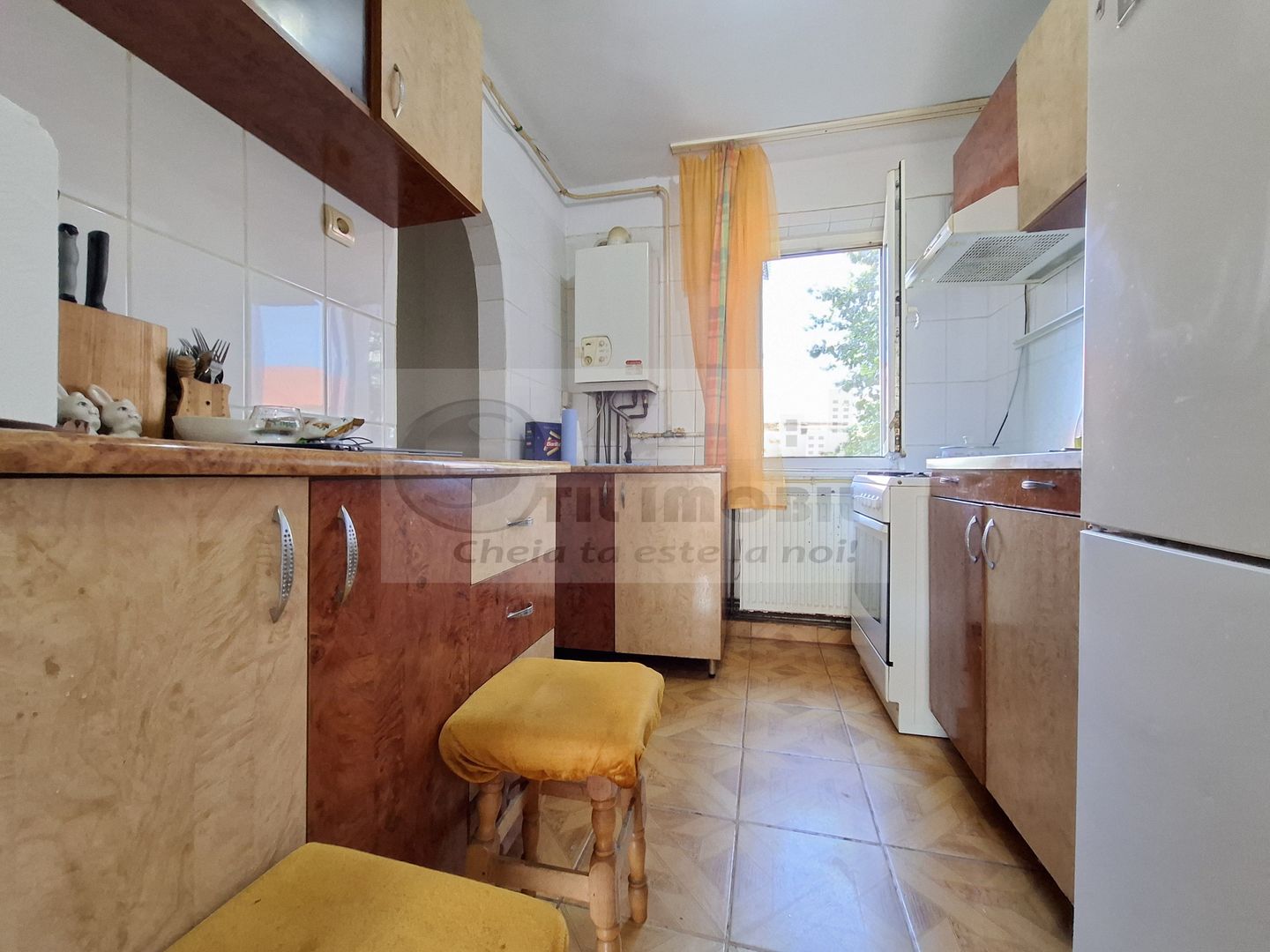 Liber, de vanzare apartament 3 camere Valea Lupului Iasi, baie cu geam - Poză 12