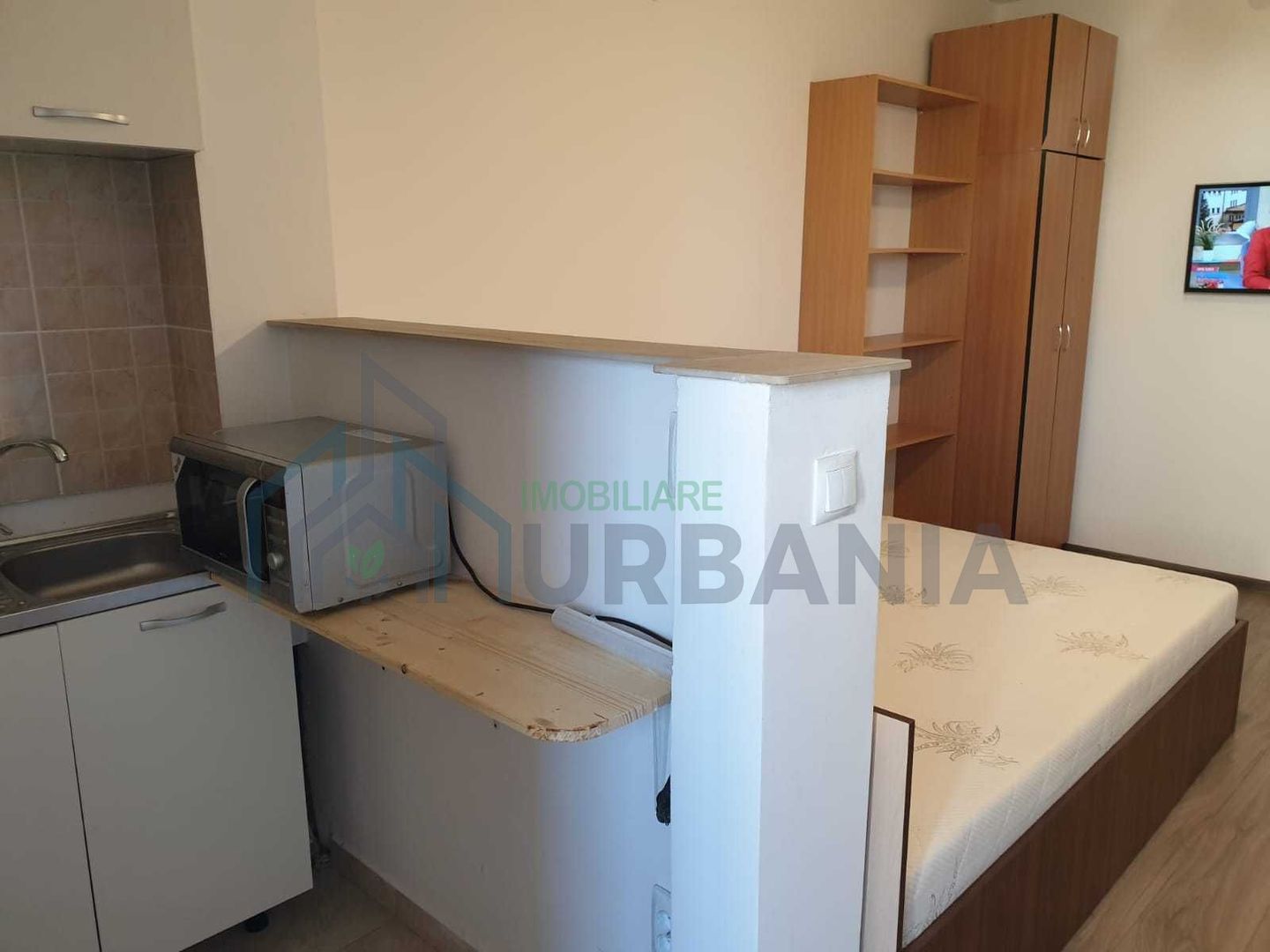 Garsonieră de închiriat, zona Gării Nicolina, 26 mp, complet utilată - Poză 4