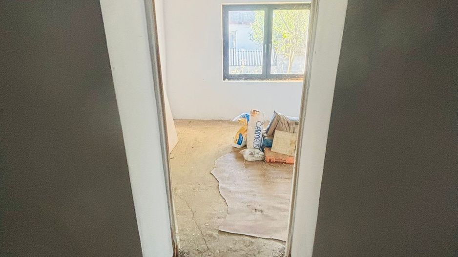 Casă și teren, 1.000 mp, Ciulești. 18.000 E. Comision 0 - Poză 15