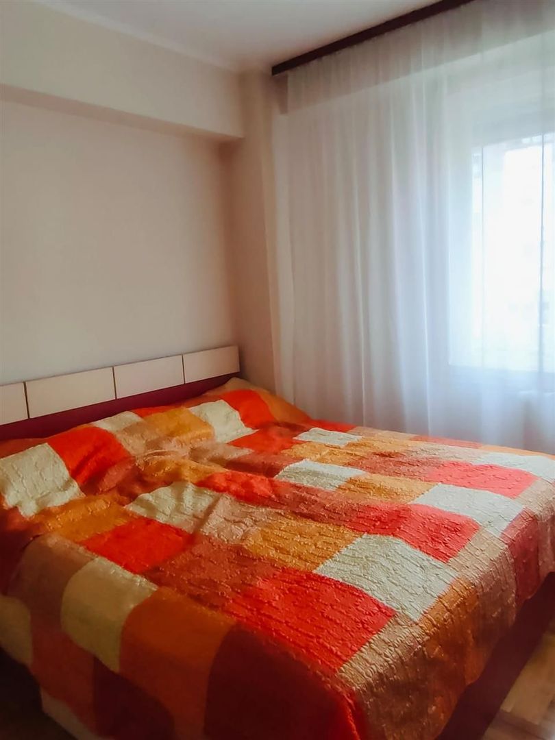 Apartament 3 camere pe Stefan Cel Mare - Poză 4
