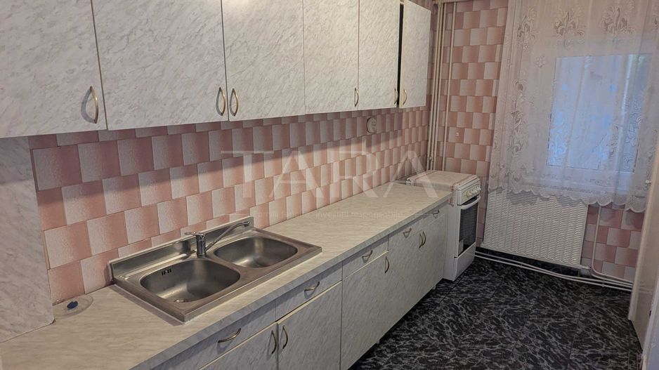 Apartament 4 camere, ideal pentru familie,zona Kaufland - Poză 1