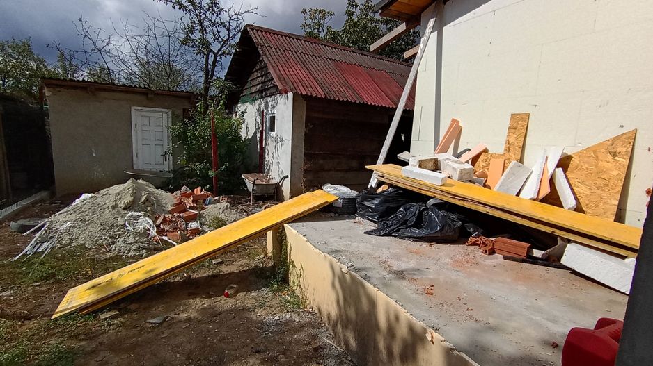 Sanandrei Duplex cu 4 Camere, Drum Asfaltat, Toate Utilitatiile - Poză 15