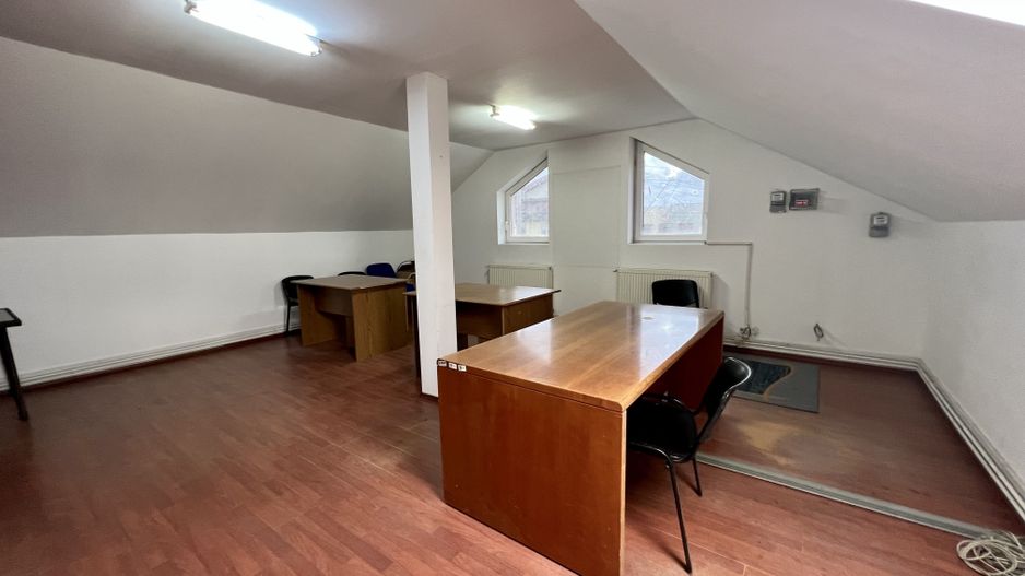 SPATIU BIROURI - Poză 1