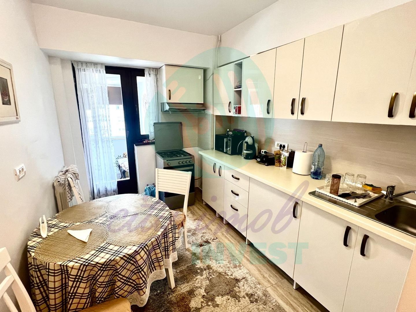 3 camere | 3 min Metrou Piața Victoriei | Complet renovat - Poză 3