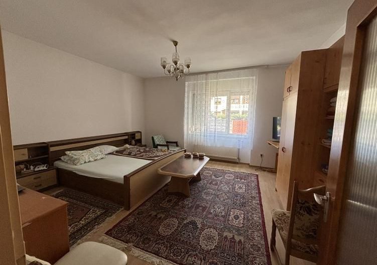 Agenția imobiliara BRASADAS vinde casa in zona CENTRALA. - Poză 8