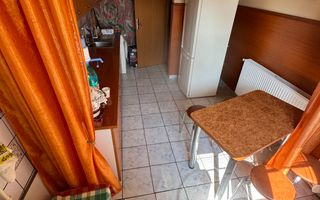 Apartament 3 camere, 70 mp utili, balcon, zona Cetate, Alba Iulia - Poză 9