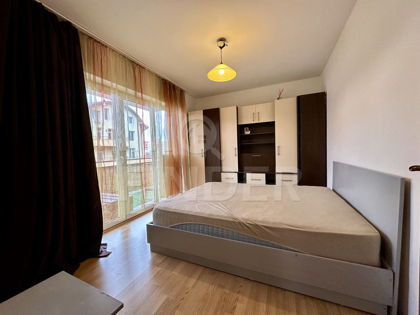 Vanzare 2 camere Zorilor, zona Profi etaj 1,  imobil nou, garaj - Poză 5