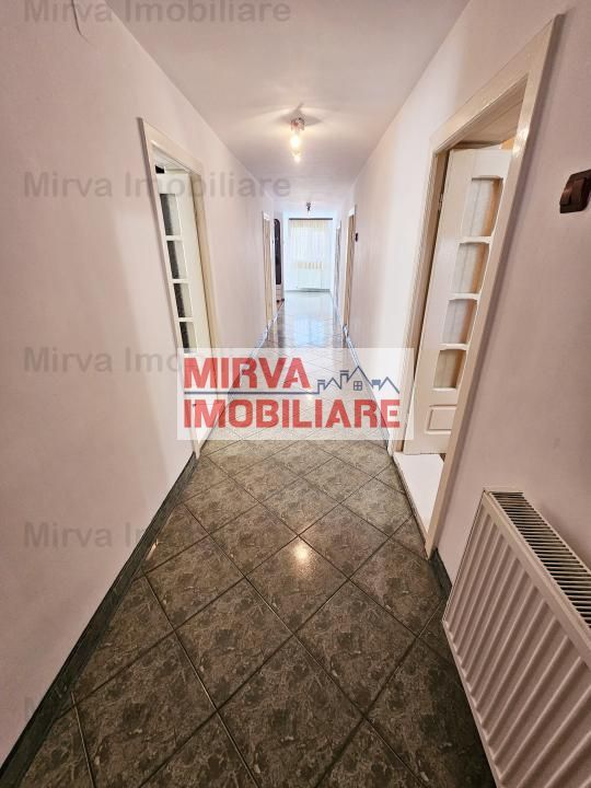 Vanzare vila 6 camere + spatiu comercial, mobilata si utilata, in Blejoi - Poză 11
