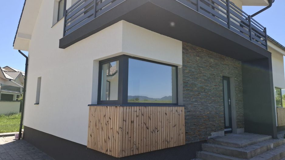 Casa Individuala NOUA in Cristian, curte frumoasa - Sibiu - Poză 6