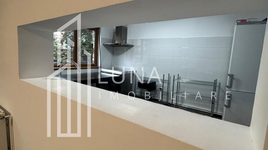 De inchiriat vila cu priveliste spectaculoasa - ideal spatiu comercial - Poză 11