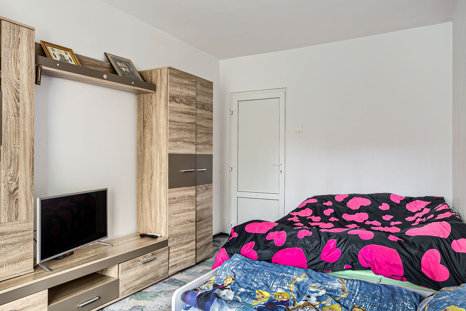 VÂNDUT!!! Apartament Samantha cu 3 camere, Zona Polivalentă - Poză 9