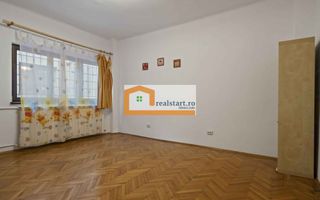 Langa Metrou, curte proprie 200mp, Garaj, 3 camere, centrala, pet friendly - Poză 10