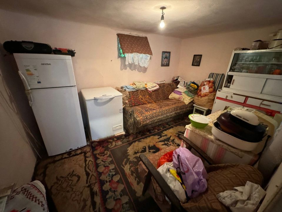 Casa 3 camere + Anexe, garaj, teren 2500 m2, an 1974, CT, Magurele, PH - Poză 20