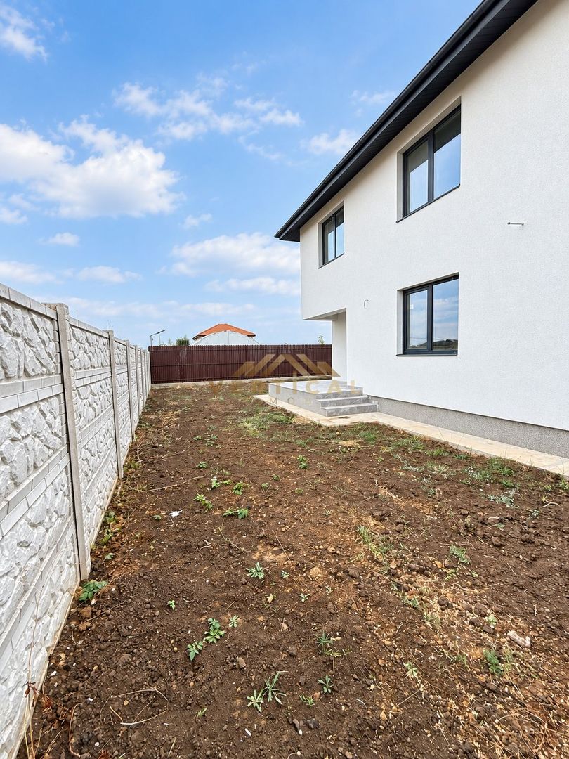 🏡 O casă pentru planurile familiei tale, în zona centrală - Poză 6