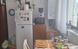 Apartament cu 2 camere de vânzare - Poză 4