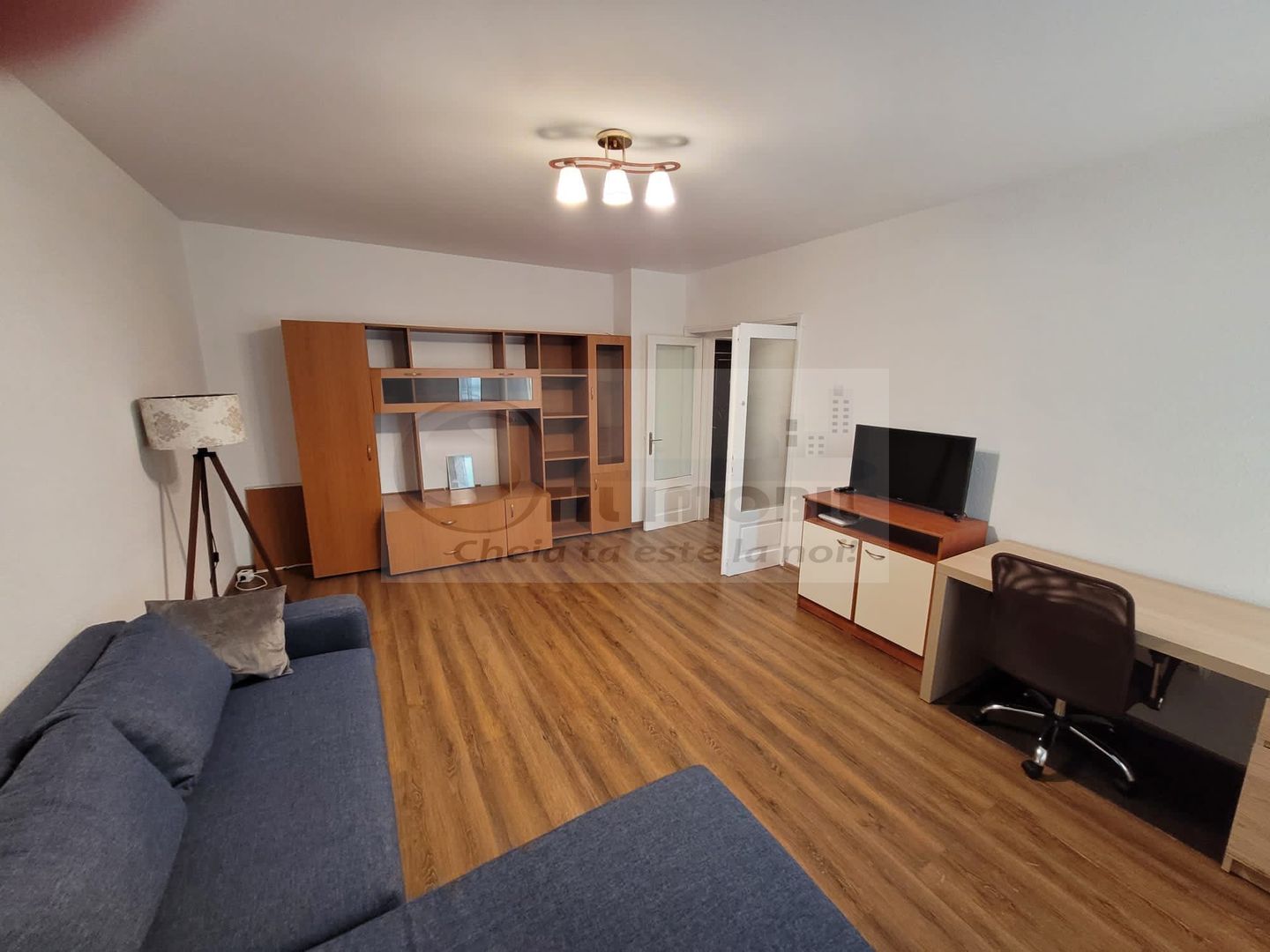 Apartament 2 camere – zona Arcu, Gara (fosta Billa)-500 € - Poză 3
