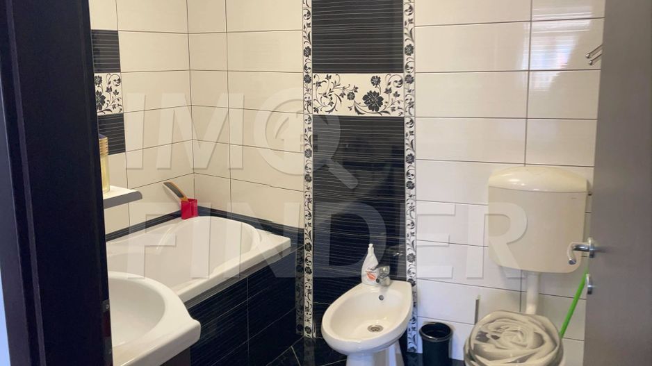 3 camere cu Gradina si Parcare exterioara zona Buna Ziua - Poză 6