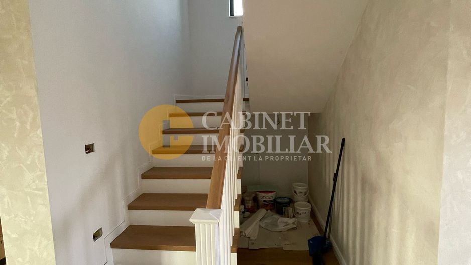 Vila Individuala LA ASFALT centru Aroneanu - 640mp teren - PREMIUM - Poză 4