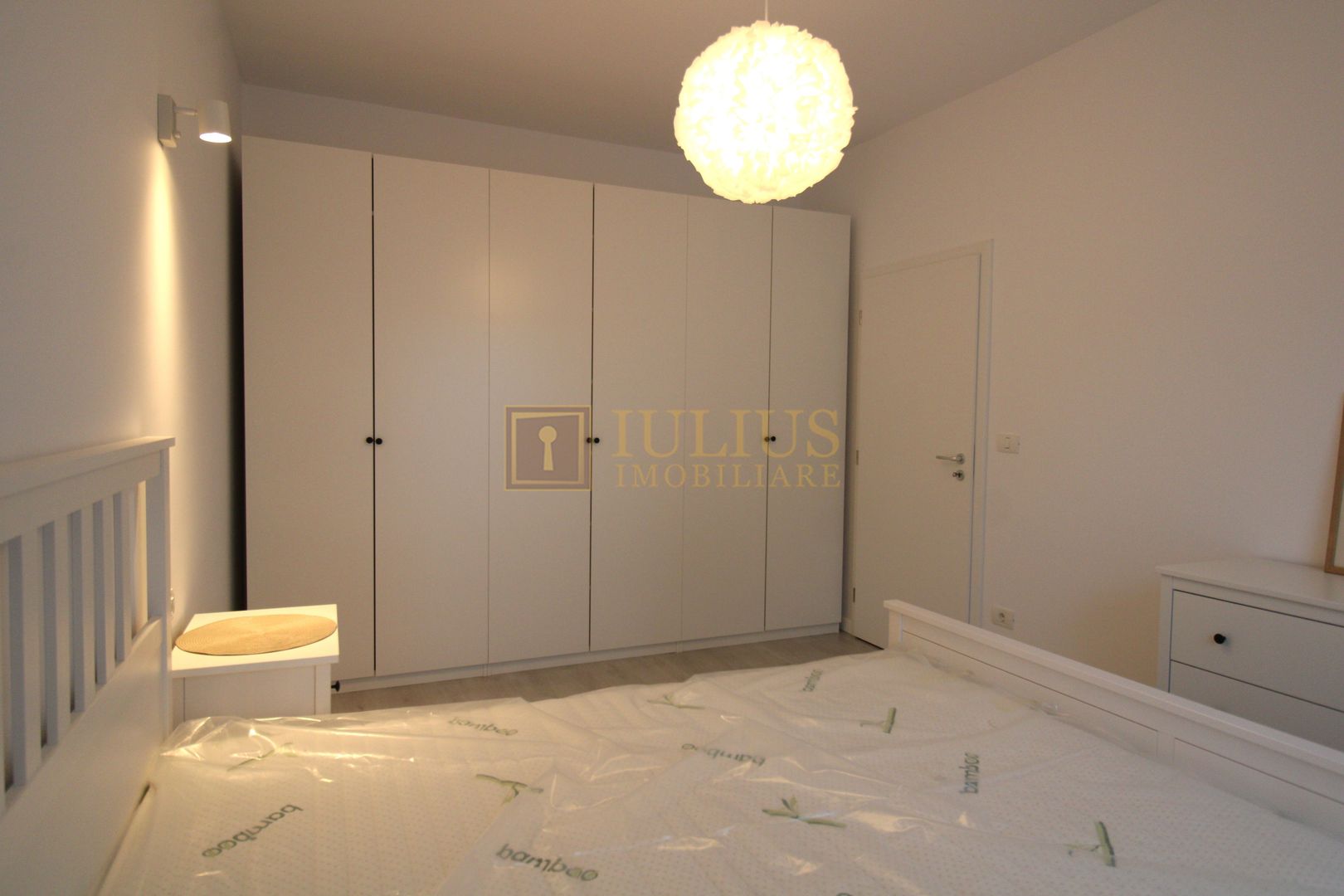 2 camere + curte + parcare, centrala proprie, Lipovei - Poză 19
