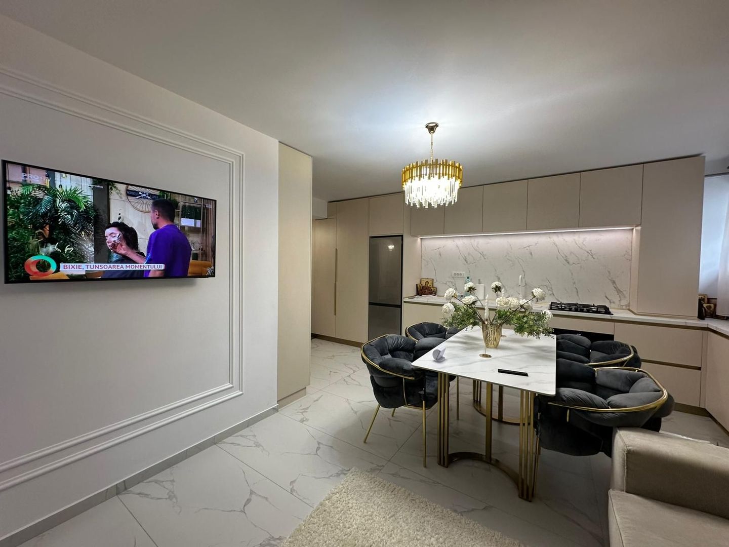 Apartament de Lux 2 camere 57 mp + loc parcare Bucium Visan 400 euro - Poză 6