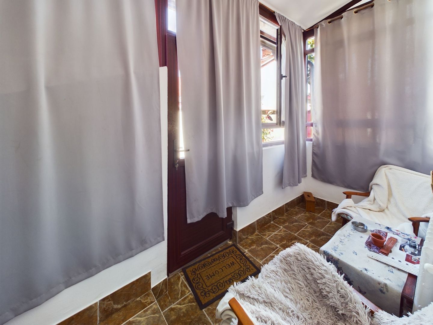 Casă individuală cu 4 camere, zonă centrală - Poză 13