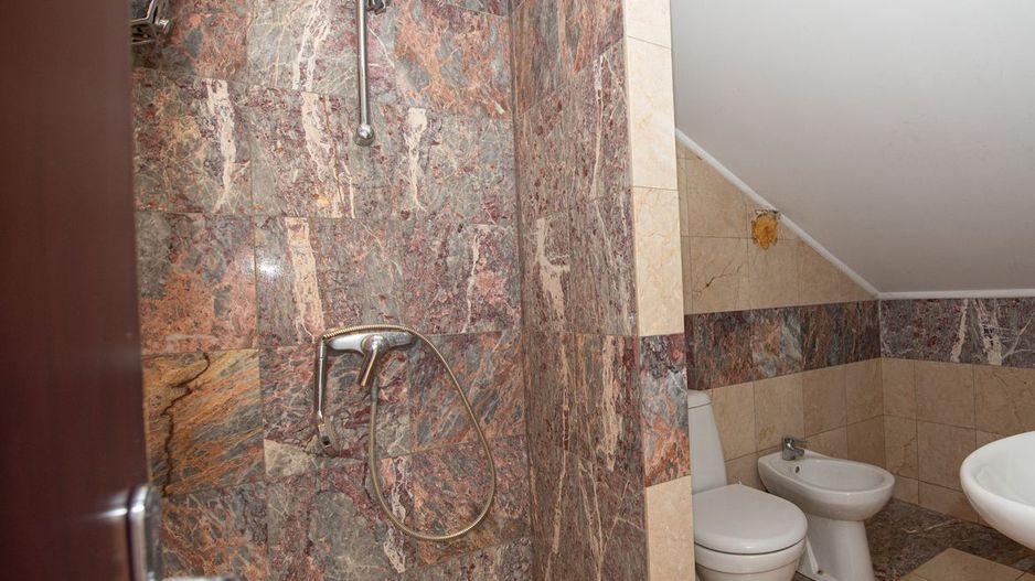 Casa de vanzare 9 camere potential investitie Cornetu teren 1200mp - Poză 28