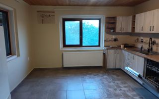 CASĂ DE ÎNCHIRIAT ÎN FÂNTÂNELE (Marginimea Sibiului) - Poză 3