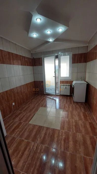 Berceni - Sun Plaza | 4 Camere | Nemobilat | Renovat - Poză 2