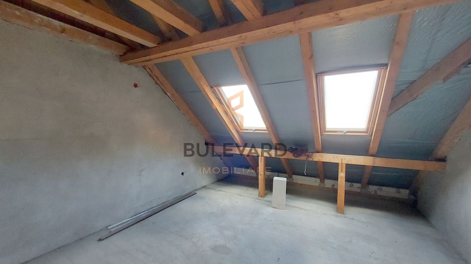 Casa individuala+ birou/spatiu comercial pe Strada 1 Mai! - Poză 12