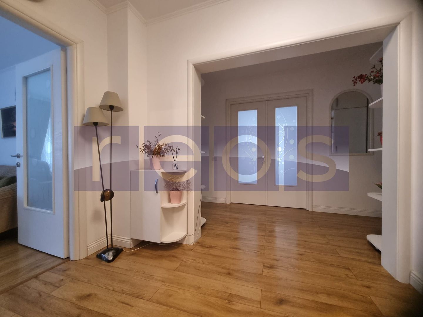 VANZARE 4 CAMERE- DECOMANDAT- MALL  VITAN - Poză 5