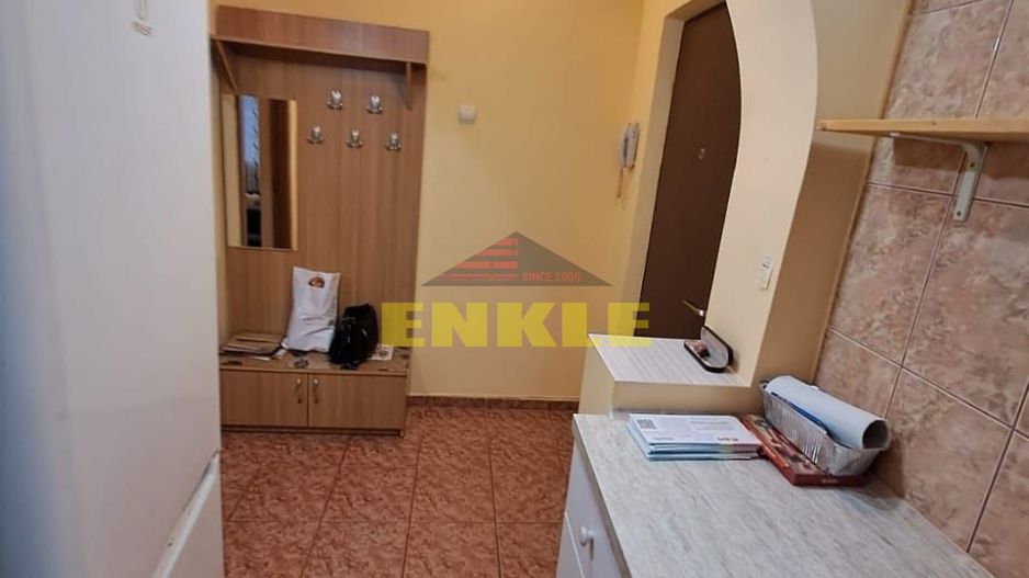 Vânzare apartament 2 camere  semidecomandat, Zona Școlii 7 - Poză 4