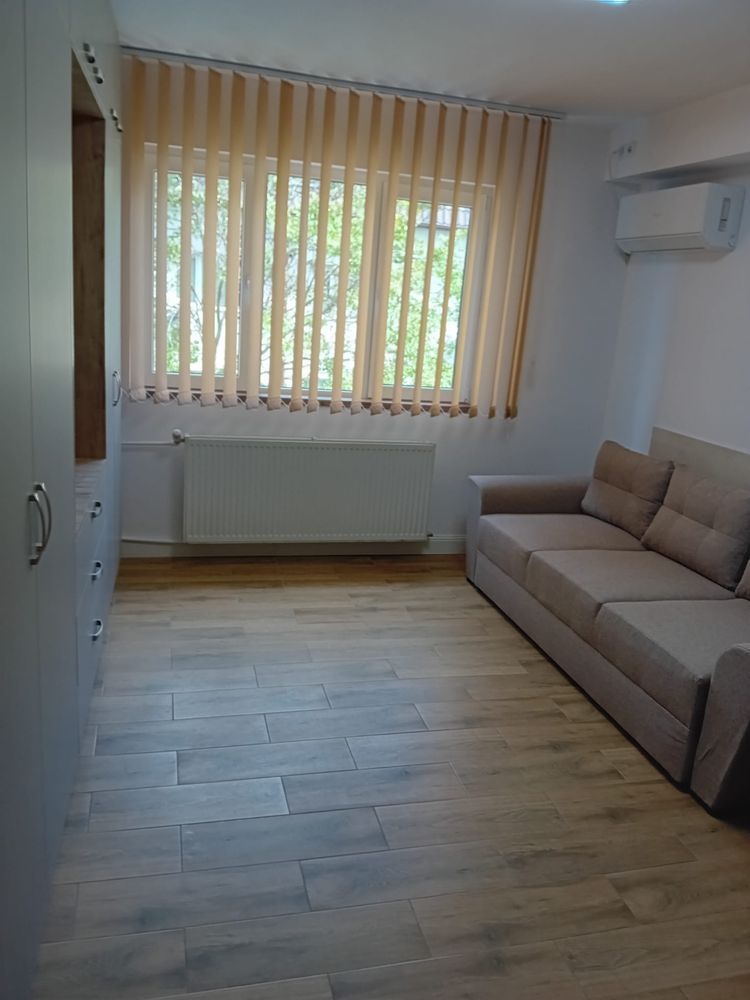 Apusului, metrou Gorjului - Garsoniera mobilata si utilata - Poză 1