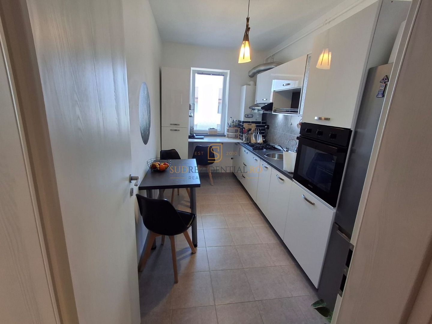 Apartament 2 camere + parcare, mobilat si utilat, metrou Berceni - Poză 5