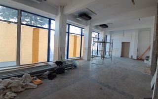 Spatiu comercial vitrina de 20 M - Metrou Eroii Revolutiei S143 - Poză 24