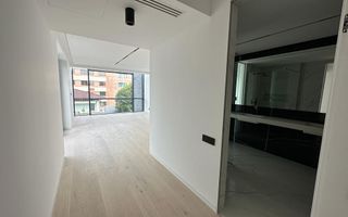 Penthouse Exclusivist cu Terase Generoase și Design Modern în Zona Aviatorilor - Poză 13