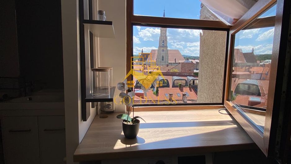 Apartament 40 mp la 2 minute de Piata Muzeului! Bloc istoric cu lift! - Poză 10