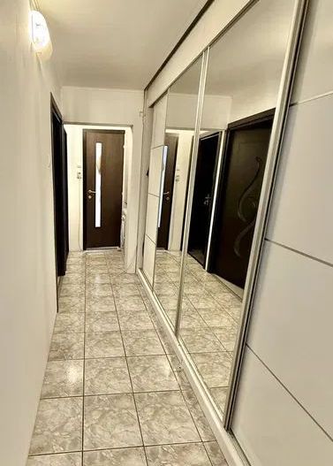 Apartament spre inchiriere 3 camere - Poză 4