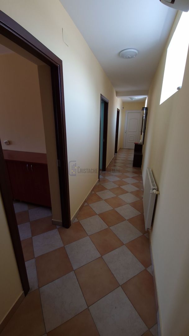 Apartament 2 camere, decomandat, situat in vila_supr. 70 mp_Cartier Republica - Poză 7