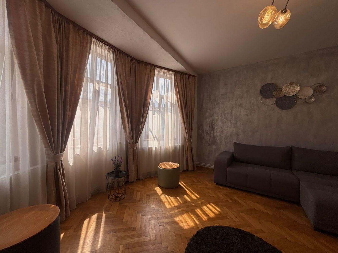 Apartament modern și elegant în zona Centrală - Poză 16