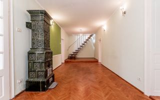 Casa 5 camere - Cartierul Functionarilor - Teren 421 mp - COMISION 0 - Poză 6