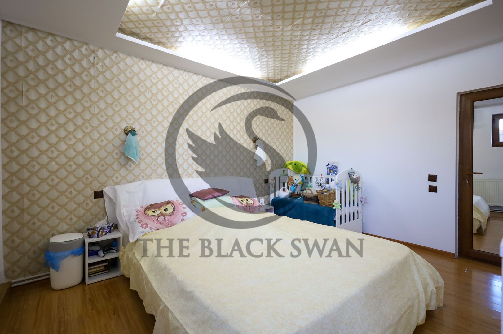 Casa 6 camere de vanzare | Salon Infrumusetare | Ploiesti, COMISION 0% - Poză 5