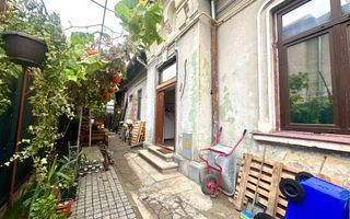 Casă de vânzare 3 camere/ curte generoasă/ Timpuri Noi/ lângă metrou - Poză 1