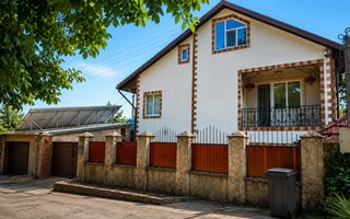 Vânzare, casa, 8 camere, str. Olimpica, Codru - Poză 1