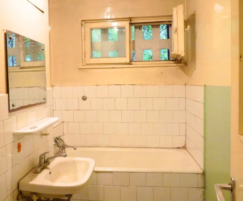 3 Camere în Astra Etaj 1 Vedere Liberă Necesită Renovare - Poză 9