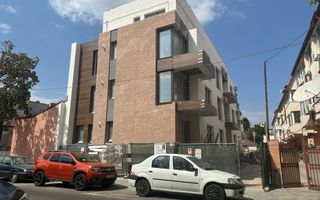 3 camere - ideale pentru activitati sau investitie - Poză 13