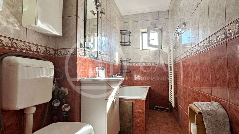 Apartament de vânzare cu 2 camere tip X în zona Rogerius, Oradea - Poză 8