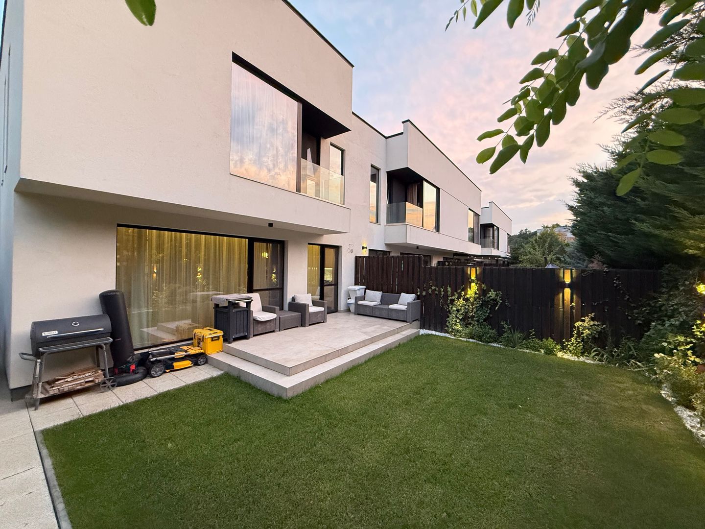 Casă Duplex modern, complet mobilat si utilat -Corbeanca, Laguna - Poză 1