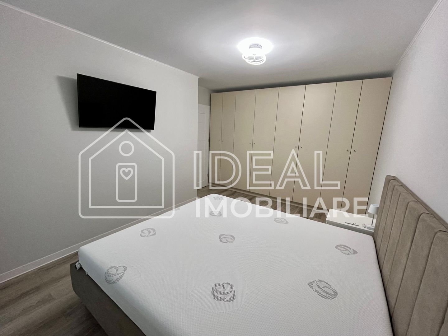 Casa moderna cu 4 camere de închiriat - Șelimbăr - Poză 20