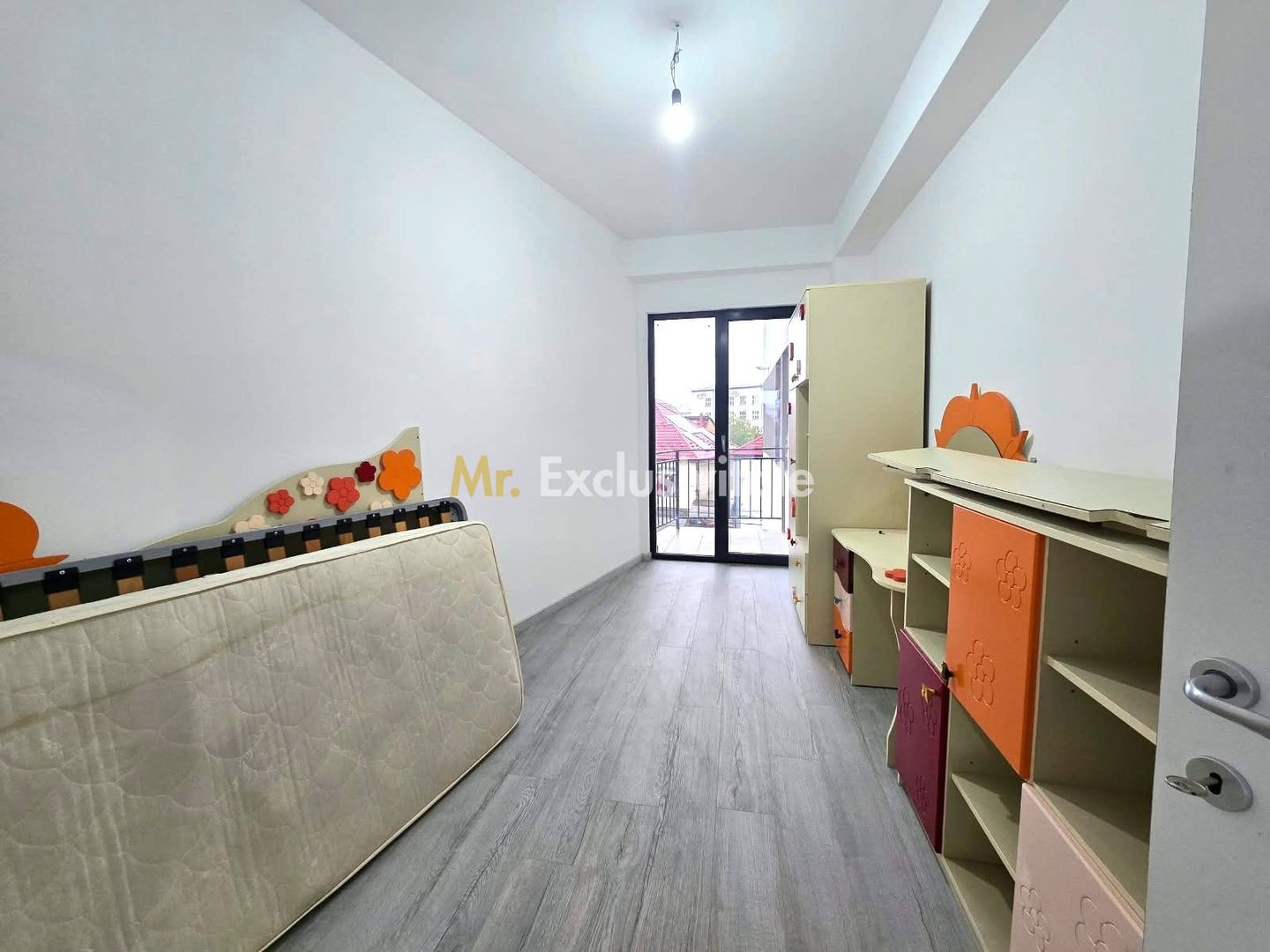 De vânzare apartament 3 camere, centru Satu Mare - Poză 6