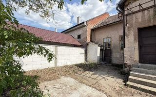 Casă de renovat cu teren 557 mp, central Str. Gh. Barițiu - Carei - Poză 6